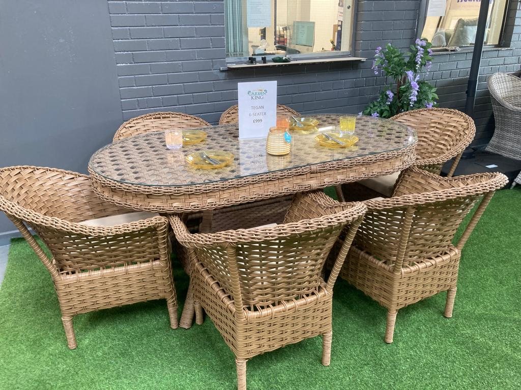 TEEGAN 6 SEATER