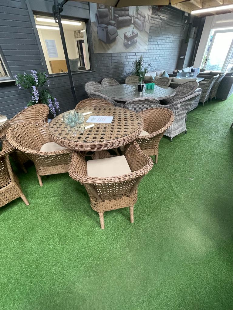 TEEGAN 4 SEATER